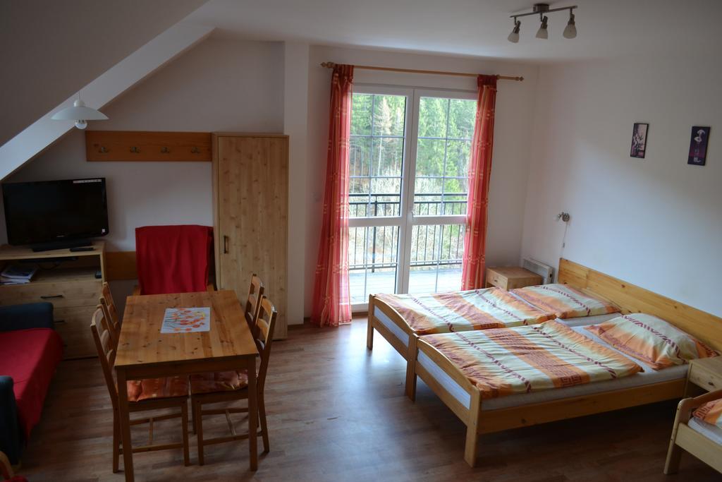 Orbit Karlov Pod Pradedem Apartment Mala Moravka Room photo